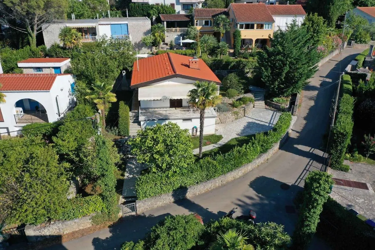 Holiday Home In Malinska/Insel Krk 12955